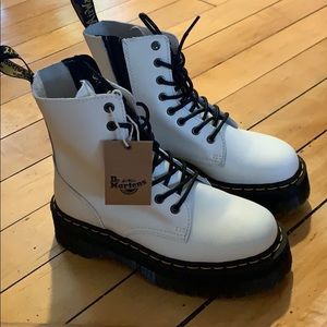 Dr. Martens jadon boot white